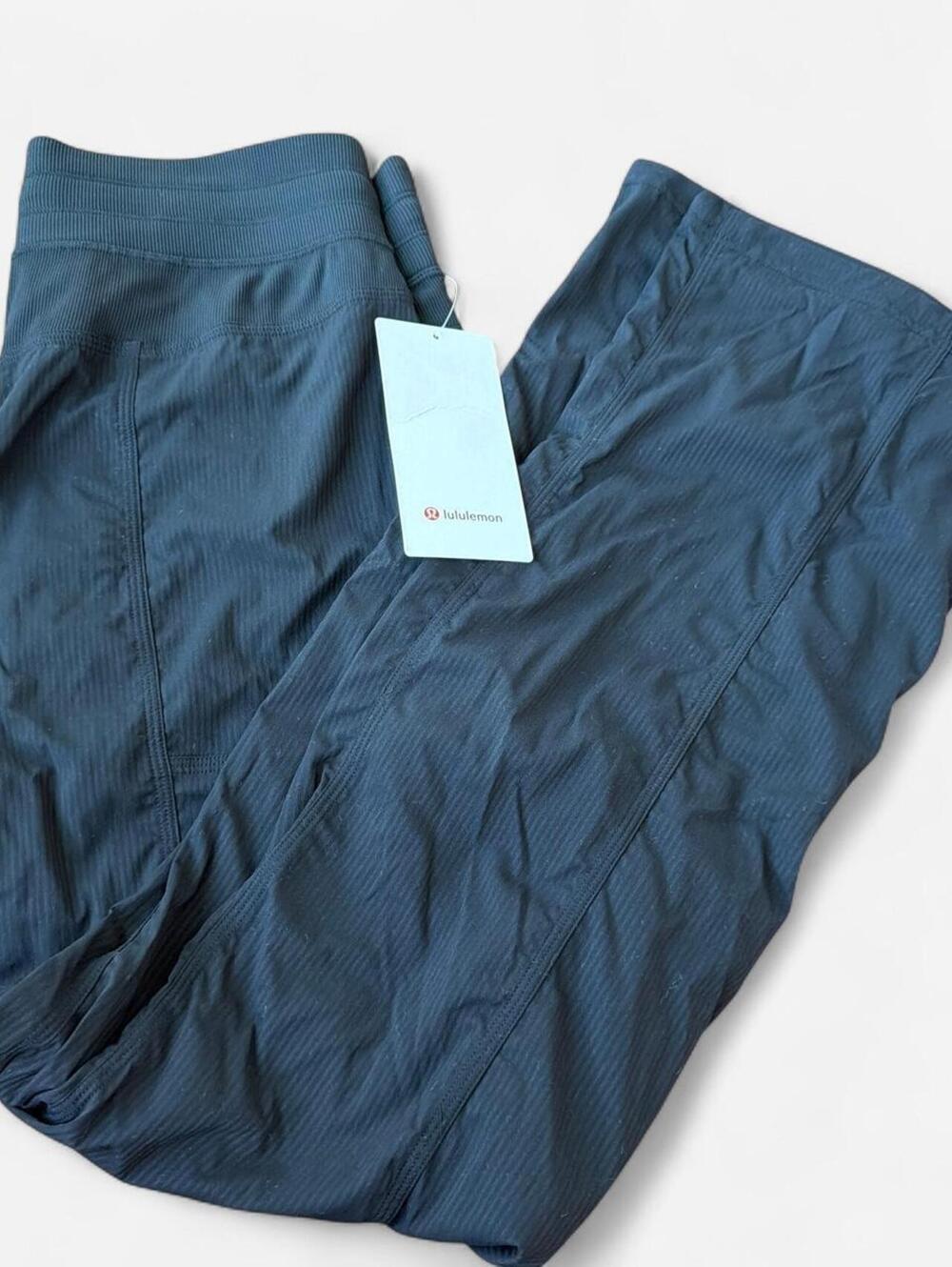 Lululemon Dance Studio Mid-Rise Pants in size 8